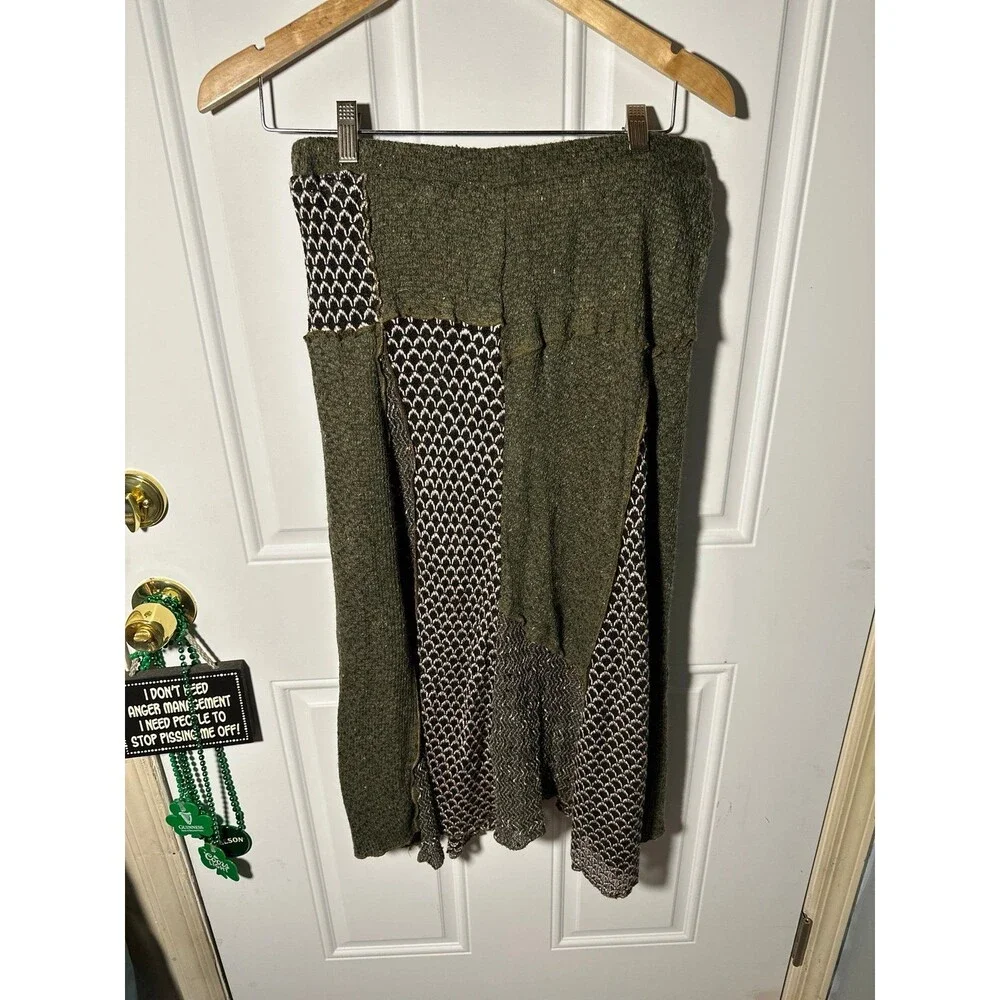 Boho sweater skirt NWT